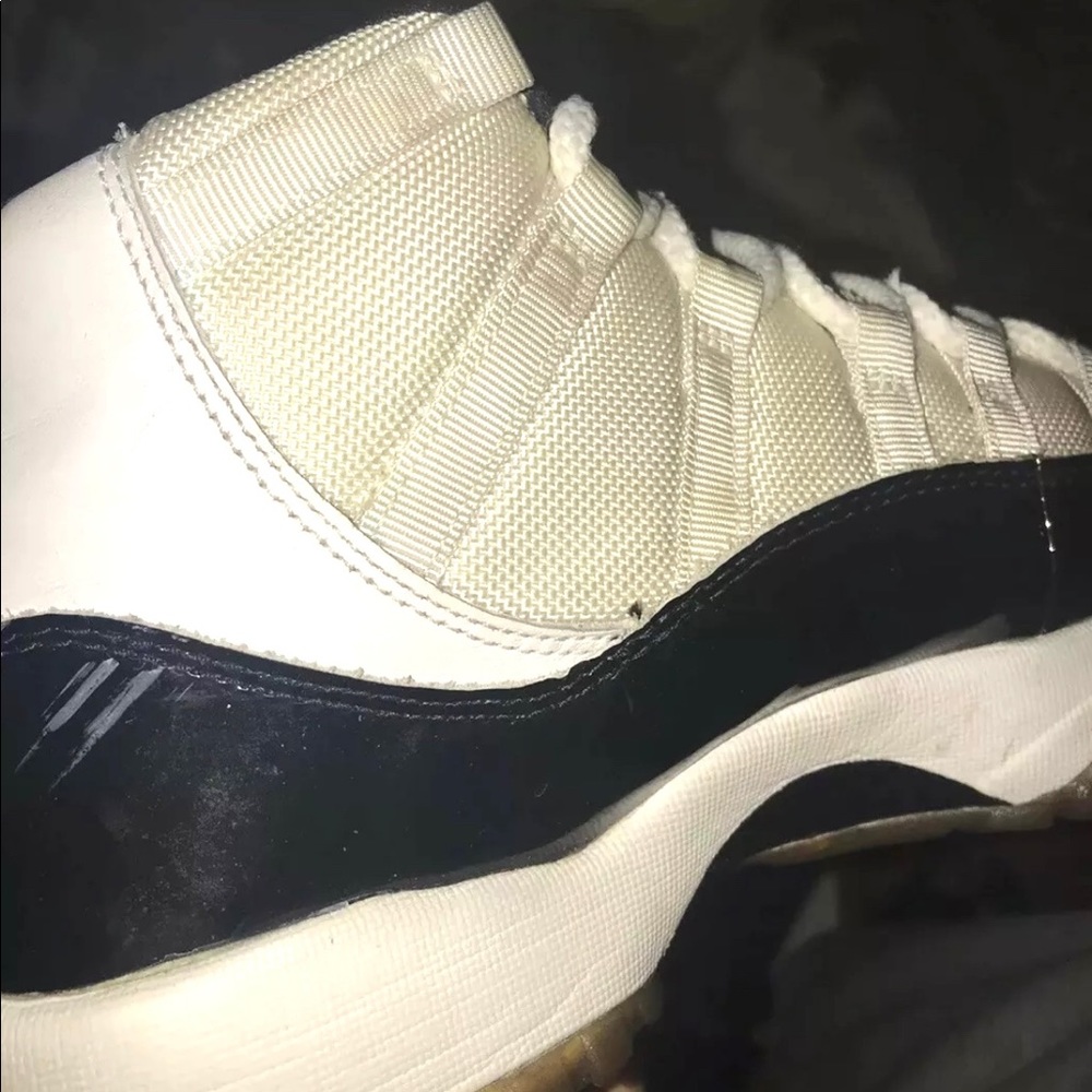 Authentic Jordan 11 Retro Concord 2000 Size 9.5 - Picture 5 of 8